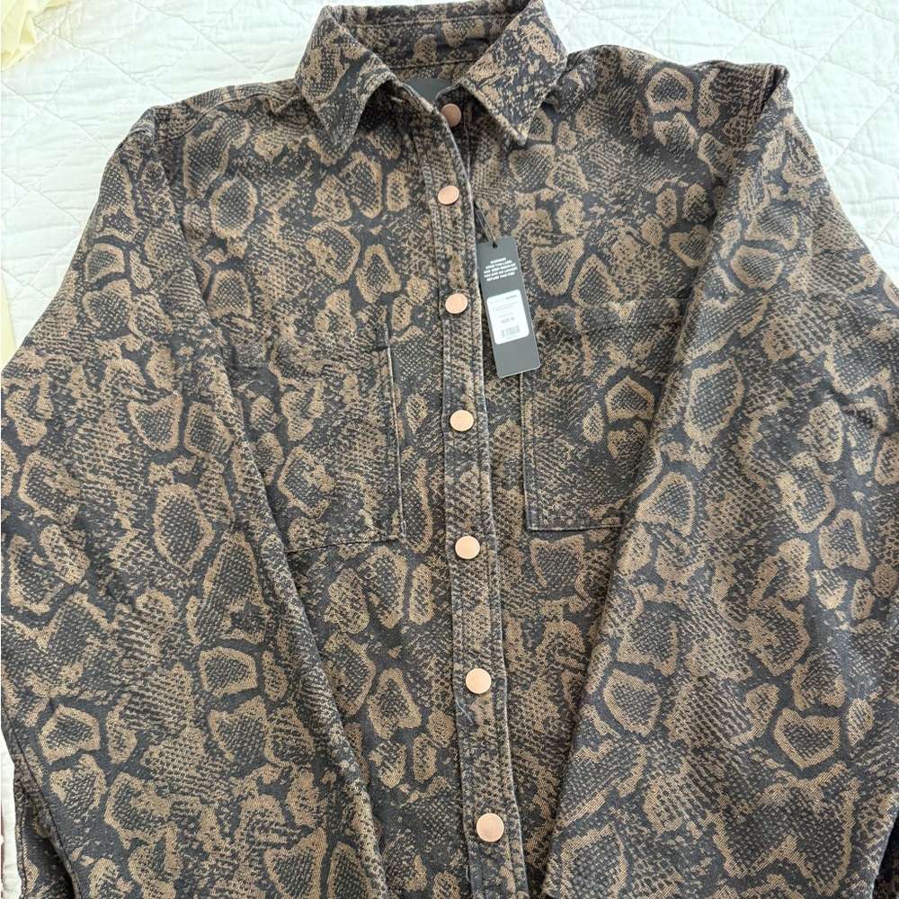 Fashion Nova Black and Tan Patterned Apparel